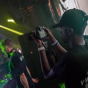 Meet your Posher, Redgy